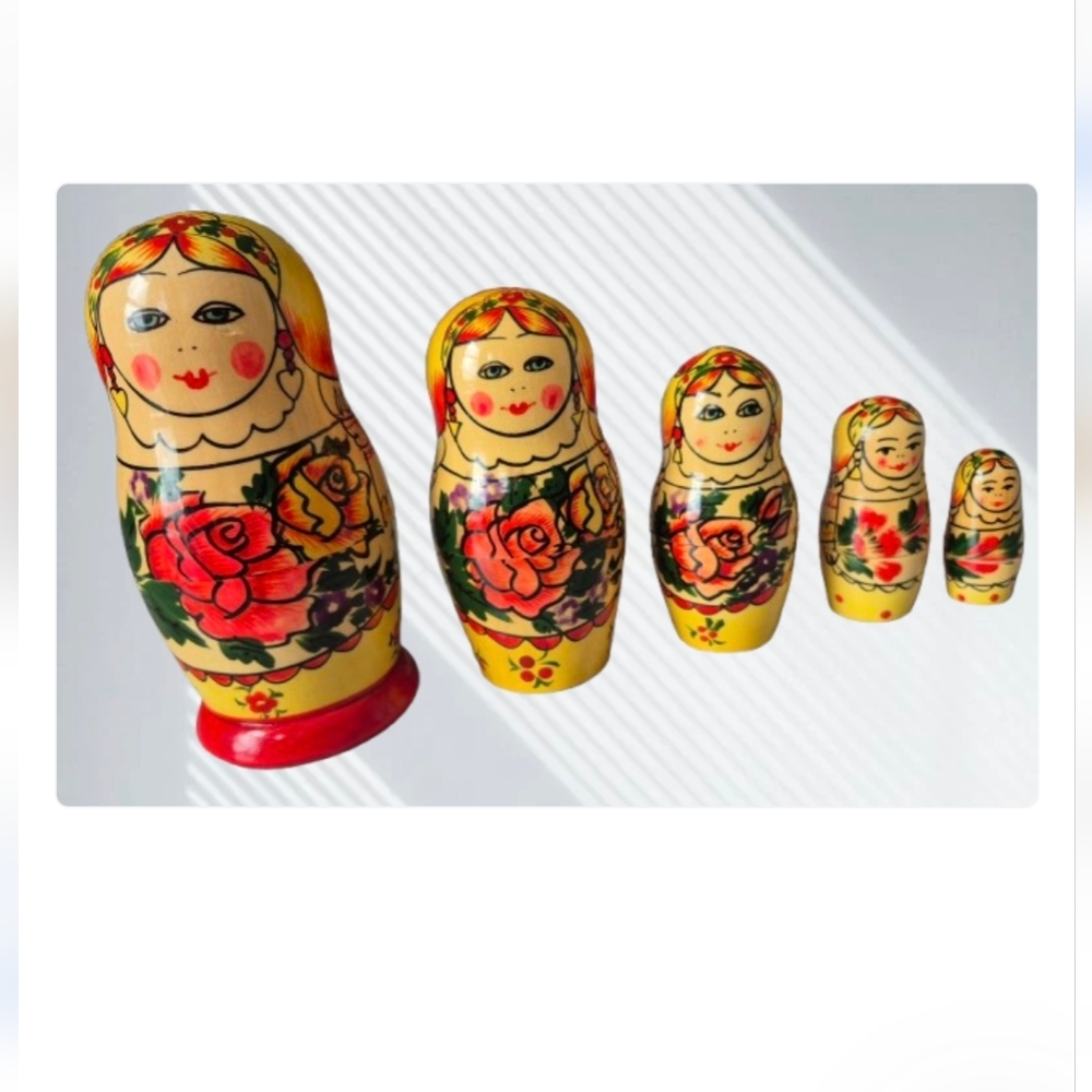 Vintage Semenov Matryoshka Russian Wooden Nesting Dolls 5 Piece Set